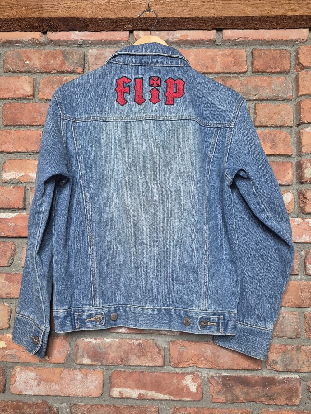 Flip Skateboards Vintage Y2K Embroidered Denim Jean Jacket Skate Streetwear